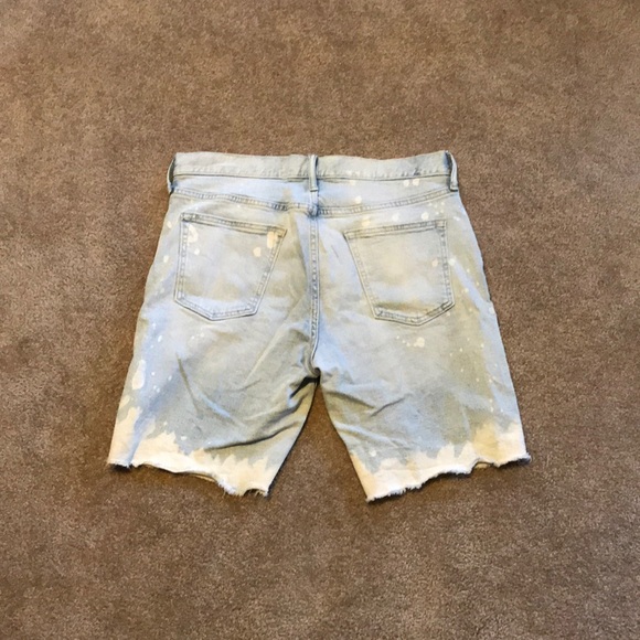 Denim shorts - Picture 2 of 2